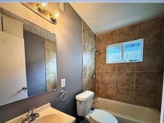 8010 Roswell Street, Houston, TX 77022