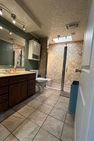 207 E Juniper Lane, Mustang, OK 73064