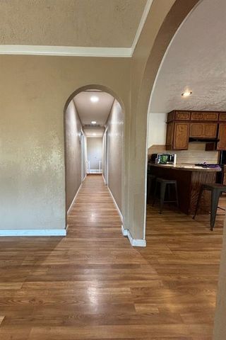 207 E Juniper Lane, Mustang, OK 73064