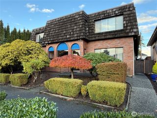 2209 Colby Avenue #3, Everett, WA 98201