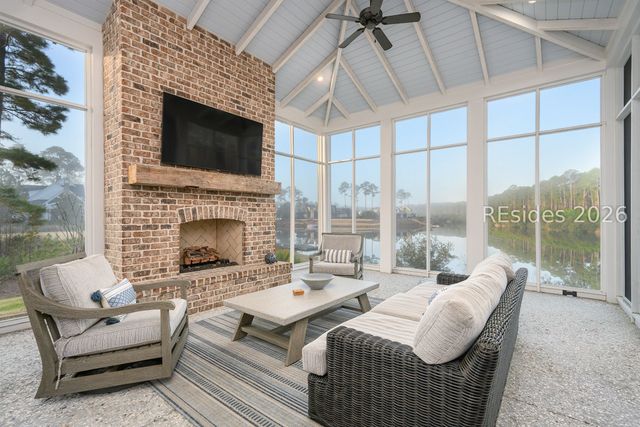 174 Hunting Lodge Rd, Bluffton, SC 29910