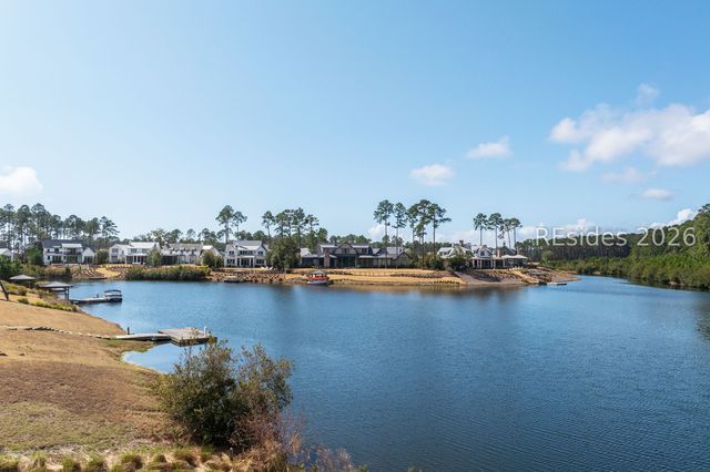 174 Hunting Lodge Rd, Bluffton, SC 29910