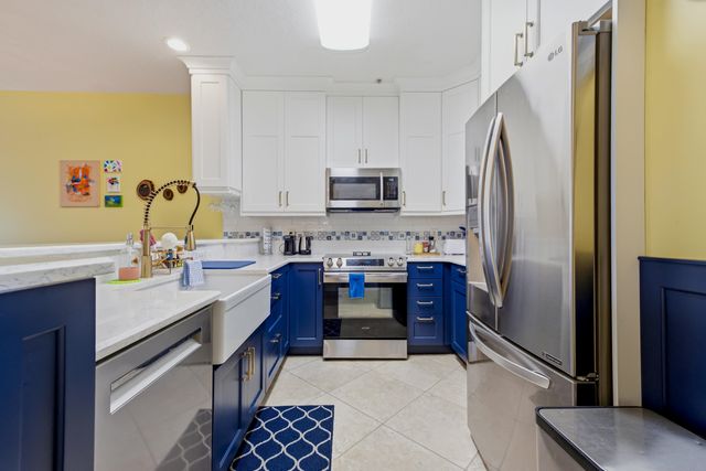 601 Hillside Dr N Apt 2334, North Myrtle Beach, SC 29582