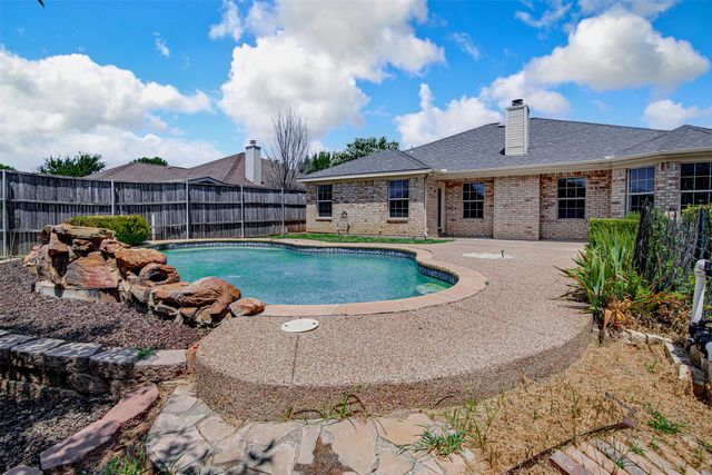 1611 Watson Drive, Mansfield, TX 76063