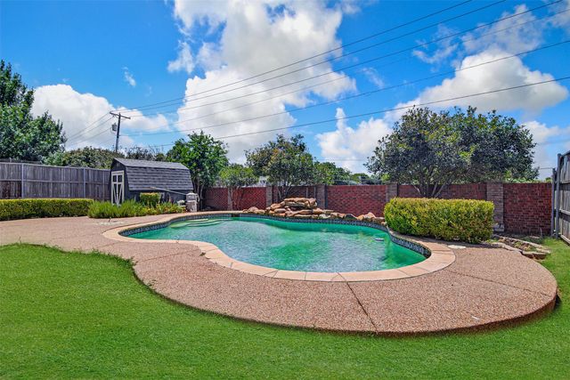 1611 Watson Drive, Mansfield, TX 76063