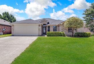 1611 Watson Drive, Mansfield, TX 76063