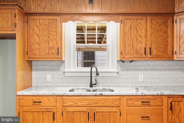 1833 SPRING ROAD, Carlisle, PA 17013