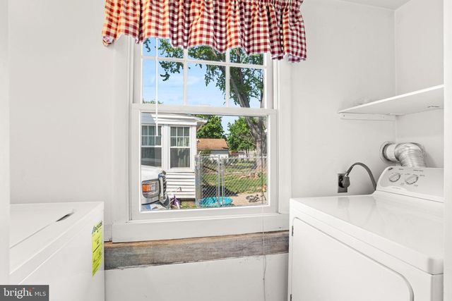 1833 SPRING ROAD, Carlisle, PA 17013