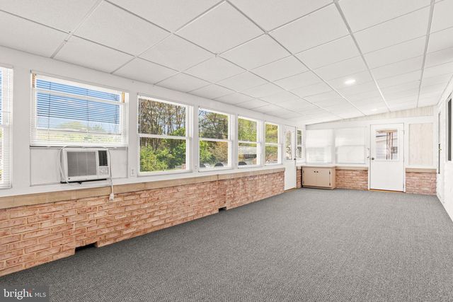 1833 SPRING ROAD, Carlisle, PA 17013