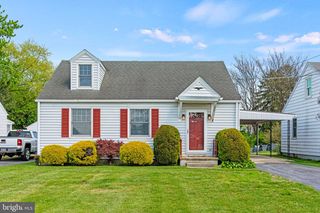 1833 SPRING ROAD, Carlisle, PA 17013