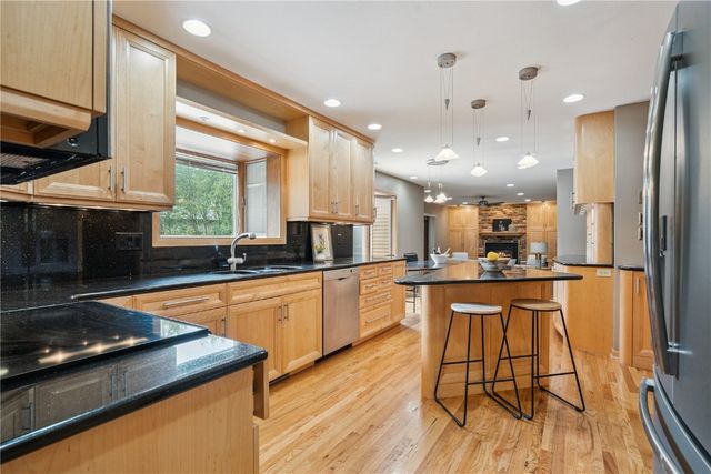 2259 Cae Drive, Iowa City, IA 52246