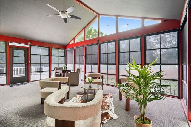 2259 Cae Drive, Iowa City, IA 52246