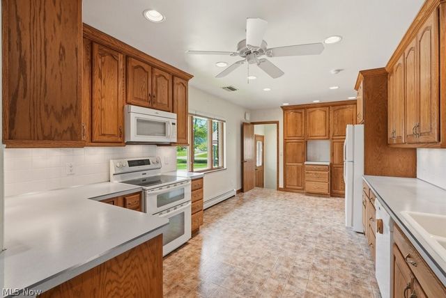 1463 Royalwood Road, Broadview Heights, OH 44147