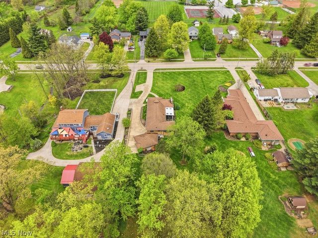 1463 Royalwood Road, Broadview Heights, OH 44147