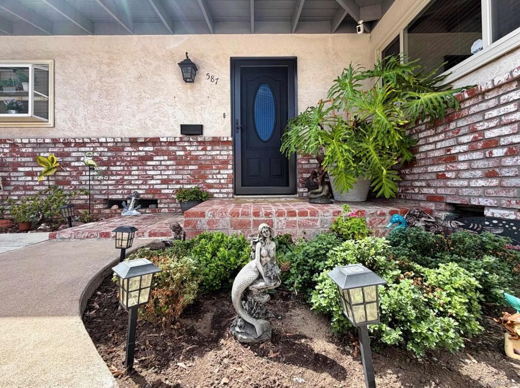 587 BROCKWOOD DR, El Cajon, CA 92021 — exterior