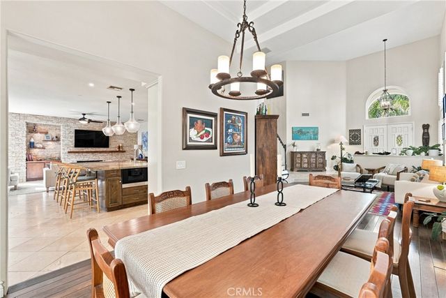 27388 Brighton, Valencia, CA 91354