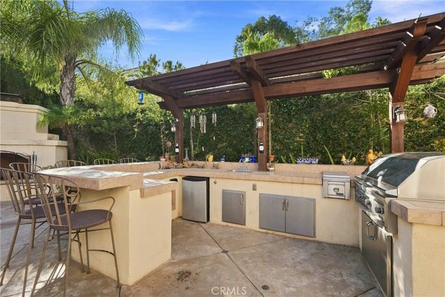 27388 Brighton, Valencia, CA 91354