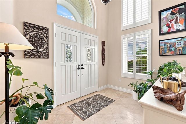 27388 Brighton, Valencia, CA 91354