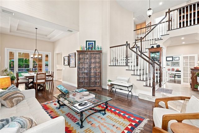 27388 Brighton, Valencia, CA 91354
