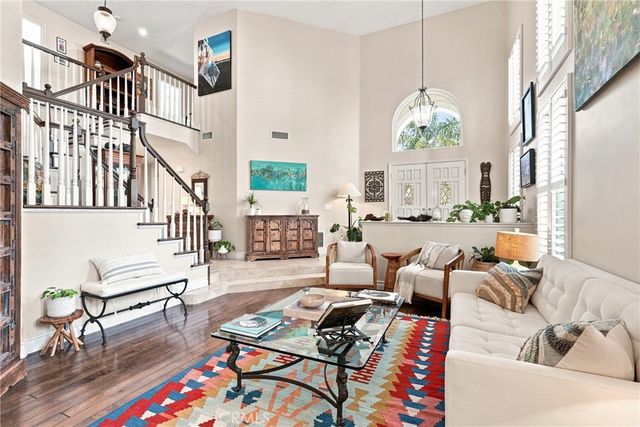 27388 Brighton, Valencia, CA 91354