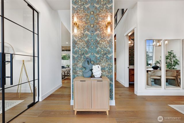 8217 22nd Place NE, Seattle, WA 98115