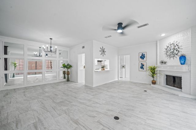 4731 N Cashel Cir, Houston, TX 77069