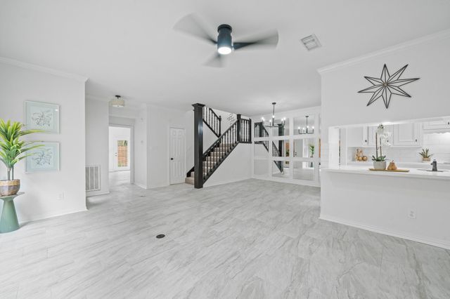 4731 N Cashel Cir, Houston, TX 77069