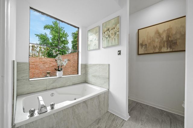 4731 N Cashel Cir, Houston, TX 77069