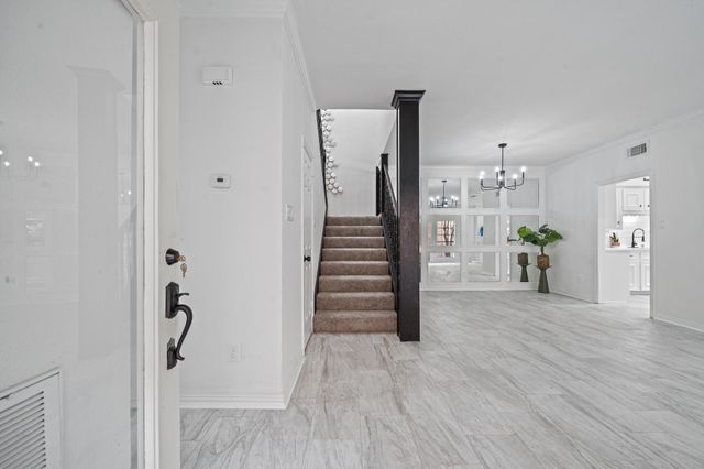 4731 N Cashel Cir, Houston, TX 77069