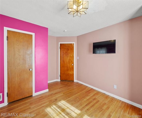 3446 Chestnut Street, Dearborn, MI 48124