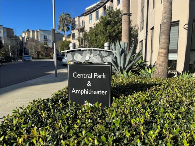 21 Gramercy 218, Irvine, CA 92612