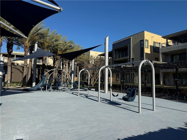 21 Gramercy 218, Irvine, CA 92612