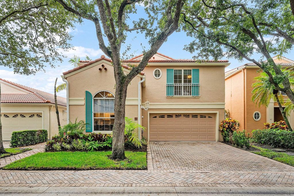 40 Via Verona, Palm Beach Gardens, FL 33418