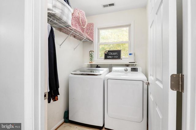 1240 HAWTHORNE ST, Shady Side, MD 20764