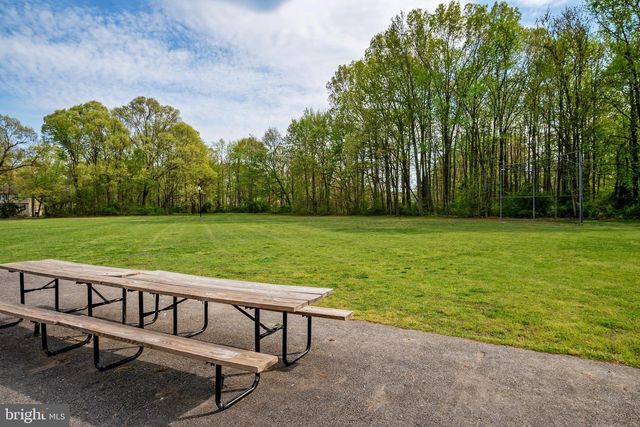 1240 HAWTHORNE ST, Shady Side, MD 20764