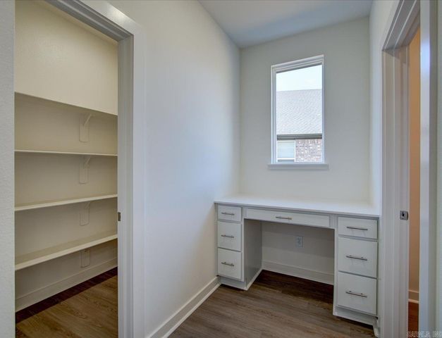 400 Lainey Lane, Maumelle, AR 72113