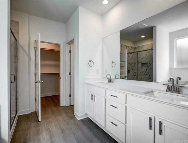 400 Lainey Lane, Maumelle, AR 72113