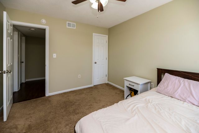 2301 RIDGEFIELD RD, Columbia, MO 65203