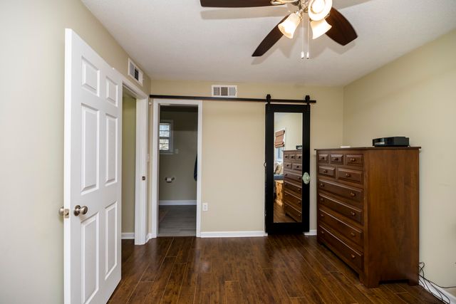 2301 RIDGEFIELD RD, Columbia, MO 65203