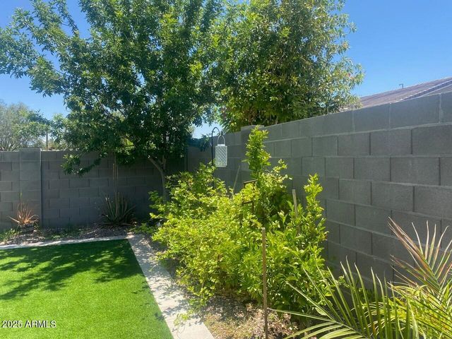 1381 E Scorpio Place, Chandler, AZ 85249