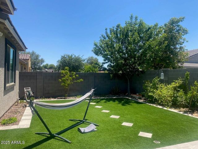 1381 E Scorpio Place, Chandler, AZ 85249
