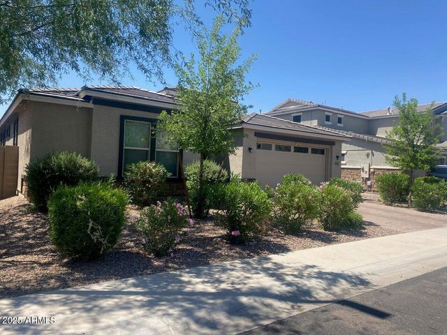 1381 E Scorpio Place, Chandler, AZ 85249