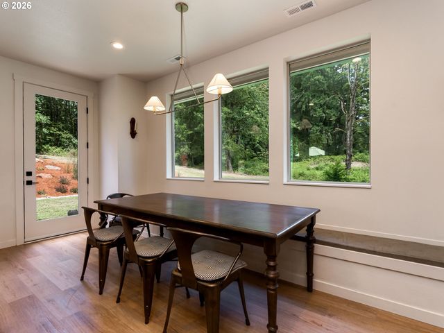 108 LILY Ln, Castle Rock, WA 98611
