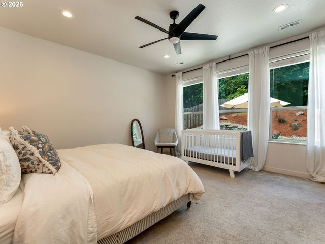 108 LILY Ln, Castle Rock, WA 98611