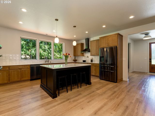 108 LILY Ln, Castle Rock, WA 98611