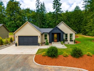 108 LILY Ln, Castle Rock, WA 98611