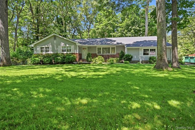 34 Bolan Drive, Huntington Station, NY 11746