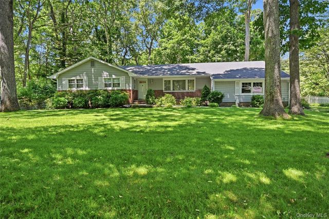 34 Bolan Drive, Huntington Station, NY 11746