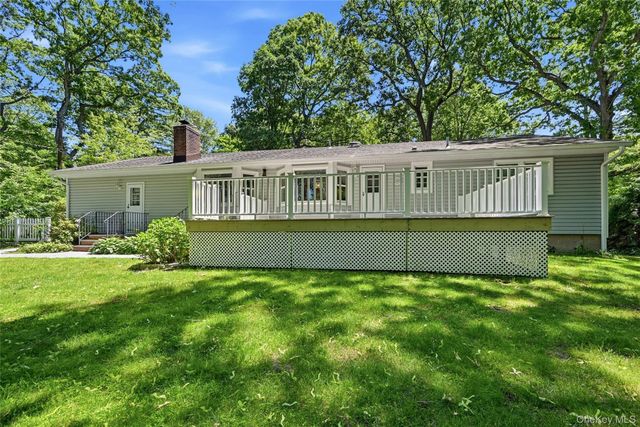 34 Bolan Drive, Huntington Station, NY 11746