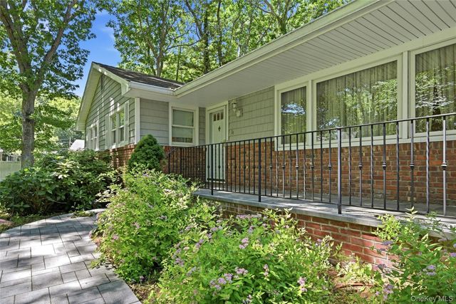 34 Bolan Drive, Huntington Station, NY 11746